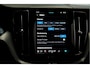 Volvo XC60 2.0 T6 AWD LONG RANGE 293kW/399pk Aut8 Plug-in hybrid Plus Dark PANORAMADAK + HARMAN/KARDON + ADAPT.CRUISE + PILOT ASSIST + CAMERA + STOELVERWARMING V&A + STUURVERWARMING + GOOGLE DASH&SERVICES + LANE ASSIST + PARKSENSOREN + 20" LM-VELGEN!!