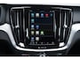 Volvo V60 2.0 T6 Plug-in hybrid AWD Plus Dark | 2000 kg trekgewicht | Elektrische stoelen met geheugen | Harman/Kardon Audio | Stoel & Stuurverwarming | Dodehoeksensoren | adaptieve cruise controle |