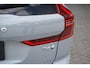 Volvo XC60 T6 Plug-in hybrid AWD Plus Dark | 2250 kg Trekgewicht | MY2026 nieuw model | Glazen Schuifdak | Head-up Display | Harman/Kardon Audio | 360 Camera | Getint Glas | Elektrische stoelen met geheugen |