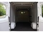 Citroën Jumper 33 2.2 HDI L2H2 2013 | Airco | Cruise Control | Standkachel | Parkeersensoren | 2 Sleutels | Boekjes | Centrale Vergrendeling | 2 Zitplaatsen Rechtsvoor | Parrot