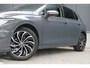 Volkswagen Golf 1.0 eTSI DSG Style | Pan. Dak | ACC | Ambienteverl. | Winter Pakket | Rear View Cam. |