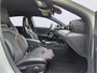 Mercedes-Benz A-klasse AMG 35 4MATIC /BTW/Schaalstoelen+Perf. remmen/Groot scherm/Parkeersens.+camera/Adaptive Cruise&Clima Control/Stoelverw./Dodehoeksensor//Apple Carplay/(MET GARANTIE*)