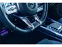 Mercedes-Benz GLB AMG 35 4MATIC Panoramadak/Night pakket/Sfeerverlichting/Navigatie/Keyless/Cruise control/Climate control/Elektrisch verstelbare stoelen met memory/Stoelverwarming/Dodehoek detectie/Achteruitrijcamera/Parkeersensoren rondom/Elektrische achterk