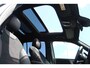 Mercedes-Benz GLB AMG 35 4MATIC Premium Plus Panoramadak/Night pakket/Sfeerverlichting/Navigatie/Keyless/Cruise control/Climate control/Elektrisch verstelbare stoelen met memory/Stoelverwarming/Dodehoek detectie/Achteruitrijcamera/Parkeersensoren rondom/Elektrische achterk