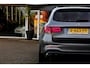 Mercedes-Benz GLC 43 AMG 390PK 4MATIC 9-G Aut.*Designo Selenitgrau Mango!*Incl. BTW*Nieuw Model*Perfect MB Onderh.*Night Pakket/Pano/Sfeerverl./Matrix LED/Elek. Trekhaak/Burmester/Apple Carplay-Android/HUD/MBUX/DAB/Camera/21 inch LM*