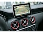 Mercedes-Benz A-klasse AMG 45 4MATIC | Dealer Onderhouden | Performance Seats | Panoramadak | 19" LM Velgen | Harman Kardon | Achteruitrijcamera | Stoelverwarming |