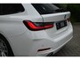 BMW 3-Serie Touring 320e MY 2023 204 PK 1e Eig Dealer o.h Carplay LED Head-Up 17''