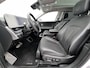 Hyundai Ioniq 5 Lounge AWD 73kWh 305pk / Fabrieksgarantie 06-2027 / Dealer onderhouden / Panoramadak / WLTP 451 km / Warmtepomp / CCS snelladen / 1.600 kg trekgewicht / Elektr. stoelen en klep / Stoelventilatie en verwarming / BOSE / HUD / Camera 360° /