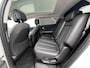 Hyundai Ioniq 5 Lounge AWD 73kWh 305pk / Fabrieksgarantie 06-2027 / Dealer onderhouden / Panoramadak / WLTP 451 km / Warmtepomp / CCS snelladen / 1.600 kg trekgewicht / Elektr. stoelen en klep / Stoelventilatie en verwarming / BOSE / HUD / Camera 360° /