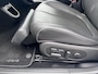 Hyundai Ioniq 5 Lounge AWD 73kWh 305pk / Fabrieksgarantie 06-2027 / Dealer onderhouden / Panoramadak / WLTP 451 km / Warmtepomp / CCS snelladen / 1.600 kg trekgewicht / Elektr. stoelen en klep / Stoelventilatie en verwarming / BOSE / HUD / Camera 360° /