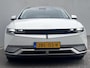 Hyundai Ioniq 5 Lounge AWD 73kWh 305pk / Fabrieksgarantie 06-2027 / Dealer onderhouden / Panoramadak / WLTP 451 km / Warmtepomp / CCS snelladen / 1.600 kg trekgewicht / Elektr. stoelen en klep / Stoelventilatie en verwarming / BOSE / HUD / Camera 360° /