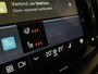 Volvo XC60 T6 AWD Recharge Plus Dark Long Range | Adaptieve Cruise Control | Stoel en Stuurwielverwarming | Parkeercamera | Pilot Assist | Bestuurdersstoel elektrisch geheugen | Contour Stoelen | Zitting verlenging voorstoelen | Schuifdak | Google Infotainment | 19 .
