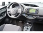 Toyota Yaris 1.5 Hybrid Dynamic / Camera / Navigatie / Privacy glas / Clima / 75dkm!