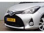 Toyota Yaris 1.5 Hybrid Dynamic / Camera / Navigatie / Privacy glas / Clima / 75dkm!