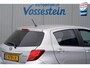 Toyota Yaris 1.5 Hybrid Dynamic / Camera / Navigatie / Privacy glas / Clima / 75dkm!