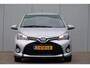 Toyota Yaris 1.5 Hybrid Dynamic / Camera / Navigatie / Privacy glas / Clima / 75dkm!