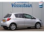 Toyota Yaris 1.5 Hybrid Dynamic / Camera / Navigatie / Privacy glas / Clima / 75dkm!