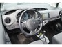Toyota Yaris 1.5 Hybrid Dynamic / Camera / Navigatie / Privacy glas / Clima / 75dkm!