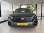 Volkswagen Touareg 3.0 TSi 4MOTION R 462 PK / Panoramadak / Trekhaak / Black Style