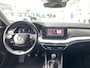 Skoda Octavia Combi 1.0 TSI Business Edition Plus / NL-Auto / Adaptieve Cruise-Control / Stoelverwarming / Trekhaak / Apple-Carplay & Android-Auto / Dodehoek-Detectie / Draadloze-Lader / Elektr.-Achterklep / Climate-Control / Keyless / LED / DAB Radio-Bluetooth / Navi / Armsteun V+A / PDC V+A / 18'' LMV /