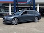 Skoda Octavia Combi 1.0 TSI Business Edition Plus / NL-Auto / Adaptieve Cruise-Control / Stoelverwarming / Trekhaak / Apple-Carplay & Android-Auto / Dodehoek-Detectie / Draadloze-Lader / Elektr.-Achterklep / Climate-Control / Keyless / LED / DAB Radio-Bluetooth / Navi / Armsteun V+A / PDC V+A / 18'' LMV /