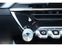 Peugeot e-2008 EV 136PK ALLURE PACK AUTOMAAT / NAVI / LEDER / CLIMA / LED / PDC / 17" LMV / KEYLESS / AFNEEMBARE TREKHAAK / BLUETOOTH / CRUISECONTROL / 1E EIGENAAR !!