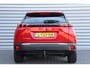 Peugeot e-2008 EV 136PK ALLURE PACK AUTOMAAT / NAVI / LEDER / CLIMA / LED / PDC / 17" LMV / KEYLESS / AFNEEMBARE TREKHAAK / BLUETOOTH / CRUISECONTROL / 1E EIGENAAR !!