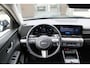 Hyundai Kona 1.6 GDI HEV Premium | Cruise control adaptief met Stop&Go en stuurhulp | Elektrisch bedienbare achterklep | Elektrisch verstelb. bestuurdersstoel met geheugen