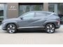 Hyundai Kona 1.6 GDI HEV Premium | Cruise control adaptief met Stop&Go en stuurhulp | Elektrisch bedienbare achterklep | Elektrisch verstelb. bestuurdersstoel met geheugen