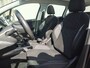 Peugeot 2008 1.2 Turbo 110PK | Blue Lion | Panoramadak | Parkeersensoren achter | 16 inch LMV | Airco | Cruise control | Dakrails | Airco | Cruise control | Dakrails