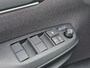 Toyota Yaris 1.5 Hybrid 130 Executive NIEUW DIRECT LEVERBAAR STOELVERWARMING BLIND SPOT PDC MET REMFUNCTIE SPORTSTOELEN 17"