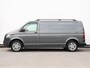 Volkswagen Transporter 2.0 TDI 110PK L2H1 Economy Business | Airco | Cruise control | Navi via app connect | 17" Lmv | Sidebars | Trekhaak |