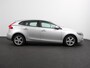 Volvo V40 1.5 T2 Automaat Momentum Marge auto | Airco | Navigatie | Parkeersensoren | Lichtmetalen velgen | Bluetooth