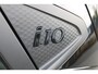 Hyundai i10 1.0 Comfort Automaat | Actieve rijbaanassistentie (LKA) | Isofix bevestigingspunten op de passagiersstoel en de buitenste zitplaatsen van de achterbank