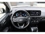 Hyundai i10 1.0 Comfort Automaat | Actieve rijbaanassistentie (LKA) | Isofix bevestigingspunten op de passagiersstoel en de buitenste zitplaatsen van de achterbank