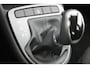 Hyundai i10 1.0 Comfort Automaat | Actieve rijbaanassistentie (LKA) | Isofix bevestigingspunten op de passagiersstoel en de buitenste zitplaatsen van de achterbank