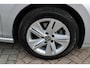 Volkswagen Golf 1.0 TSI 110pk Life / Navigatie / LM 16 inch / Parkeersensoren / LED / Adapt cruise control / APP Connect
