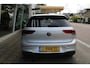 Volkswagen Golf 1.0 TSI 110pk Life / Navigatie / LM 16 inch / Parkeersensoren / LED / Adapt cruise control / APP Connect