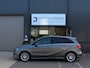 Mercedes-Benz B-klasse 180 | Sport | Airco | Bi-Xenon | Cruise Control | Navi | Spiegel Pakket | 17" LM Velgen | Afneemb. Trekhaak |
