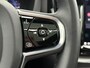 Volvo XC60 2.0 T6 Plug-in hybrid AWD Plus Dark | Adaptieve Cruise Control | Panoramadak | Stoel-/Stuur/Voorruitverwarming | 21" Velgen | Sportstoelen | Parkeercamera | Harman Kardon Audio |