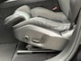 Volvo XC60 2.0 T6 Plug-in hybrid AWD Plus Dark | Adaptieve Cruise Control | Panoramadak | Stoel-/Stuur/Voorruitverwarming | 21" Velgen | Sportstoelen | Parkeercamera | Harman Kardon Audio |