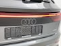 Audi Q8 55 TFSI e quattro Pro Line l Adaptive cruise control l Matrix-led en ledachterlichten l Automatische airconditioning l Elektr. voorstoelen geh. best. l Comfortsleutel + achtersensor l Stoelverwarming voor en achter l Adaptive air suspension sport l Glazen panoramadak l Uitgebreide voorverwarming + ventilatie l Elektrisch sluithulp portieren l Apple Carplay / Android Auto l Achteruitrijcamera l Head-up display l Optiekpakket zwart l Rood gespoten remzadels l Lichtpakket plus ambient light