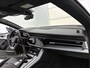 Audi Q8 55 TFSI e quattro Pro Line l Adaptive cruise control l Matrix-led en ledachterlichten l Automatische airconditioning l Elektr. voorstoelen geh. best. l Comfortsleutel + achtersensor l Stoelverwarming voor en achter l Adaptive air suspension sport l Glazen panoramadak l Uitgebreide voorverwarming + ventilatie l Elektrisch sluithulp portieren l Apple Carplay / Android Auto l Achteruitrijcamera l Head-up display l Optiekpakket zwart l Rood gespoten remzadels l Lichtpakket plus ambient light