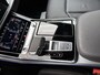 Audi Q8 55 TFSI e quattro Pro Line l Adaptive cruise control l Matrix-led en ledachterlichten l Automatische airconditioning l Elektr. voorstoelen geh. best. l Comfortsleutel + achtersensor l Stoelverwarming voor en achter l Adaptive air suspension sport l Glazen panoramadak l Uitgebreide voorverwarming + ventilatie l Elektrisch sluithulp portieren l Apple Carplay / Android Auto l Achteruitrijcamera l Head-up display l Optiekpakket zwart l Rood gespoten remzadels l Lichtpakket plus ambient light