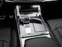 Audi Q8 55 TFSI e quattro Pro Line l Adaptive cruise control l Matrix-led en ledachterlichten l Automatische airconditioning l Elektr. voorstoelen geh. best. l Comfortsleutel + achtersensor l Stoelverwarming voor en achter l Adaptive air suspension sport l Glazen panoramadak l Uitgebreide voorverwarming + ventilatie l Elektrisch sluithulp portieren l Apple Carplay / Android Auto l Achteruitrijcamera l Head-up display l Optiekpakket zwart l Rood gespoten remzadels l Lichtpakket plus ambient light