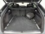 Audi Q8 55 TFSI e quattro Pro Line l Adaptive cruise control l Matrix-led en ledachterlichten l Automatische airconditioning l Elektr. voorstoelen geh. best. l Comfortsleutel + achtersensor l Stoelverwarming voor en achter l Adaptive air suspension sport l Glazen panoramadak l Uitgebreide voorverwarming + ventilatie l Elektrisch sluithulp portieren l Apple Carplay / Android Auto l Achteruitrijcamera l Head-up display l Optiekpakket zwart l Rood gespoten remzadels l Lichtpakket plus ambient light