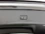 Audi Q8 55 TFSI e quattro Pro Line 340 PK l Adaptive cruise control l Matrix-led en ledachterlichten l Automatische airconditioning l Elektr. voorstoelen geh. best. l Comfortsleutel + achtersensor l Stoelverwarming voor en achter l Adaptive air suspension sport l Glazen panoramadak l Uitgebreide voorverwarming + ventilatie l Elektrisch sluithulp portieren l Apple Carplay / Android Auto l Achteruitrijcamera l Head-up display l Optiekpakket zwart l Rood gespoten remzadels l Lichtpakket plus ambient light