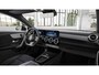 Mercedes-Benz CLA Coupé 180 Business Solution AMG | Panoramaschuifdak | AMG Line Plus | MANUFAKTUR Alpinegrijs | Night pakket | Head-up display | 360° camera | 19"AMG velgen Multispaaks