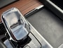 Volvo XC60 2.0 T6 Plug-in hybrid AWD Plus Bright | Adaptieve Cruise Control | Panoramadak | 360° Parkeercamera | Stoel-/Stuurverwarming | Dodehoek Detectie |