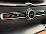 Volvo XC60 2.0 T6 Plug-in hybrid AWD Plus Bright | Adaptieve Cruise Control | Panoramadak | 360° Parkeercamera | Stoel-/Stuurverwarming | Dodehoek Detectie |